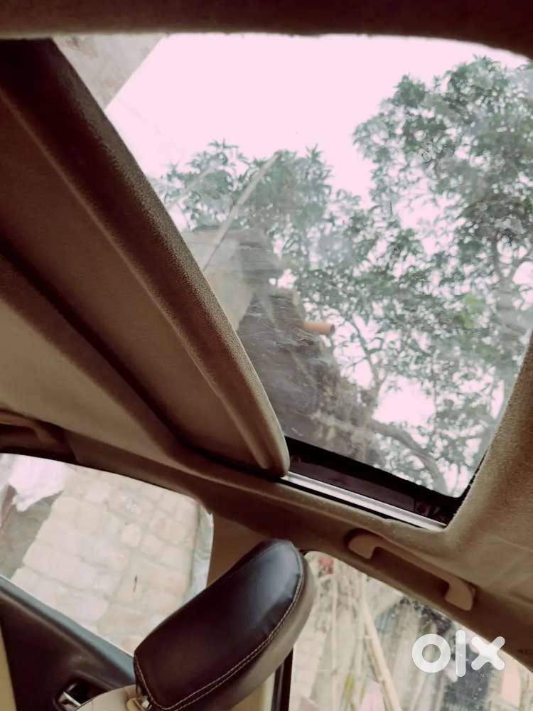 Honda City 2014 Diesel 70000 Km Driven Sunroof