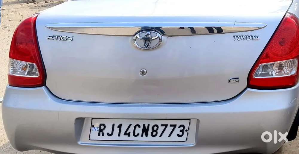 Toyota Etios 2012 Petrol