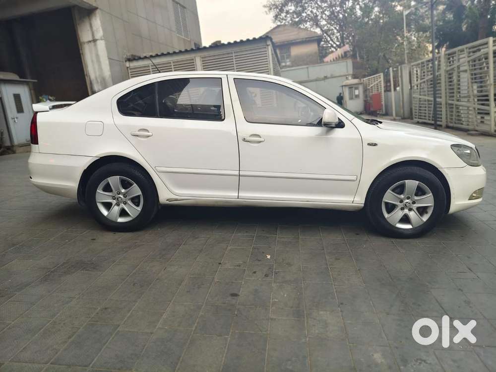 Skoda Laura 2.0 Tdi At L And K, 2011, Diesel