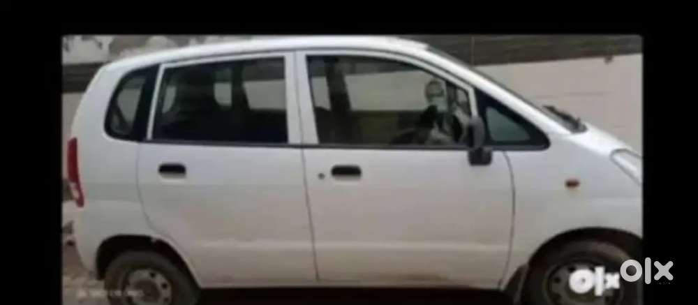 Sale Sale Dm Karo Mujhe