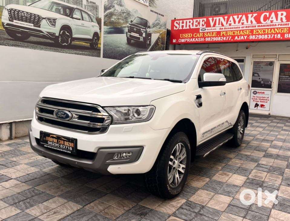 Ford Endeavour 2.2 Titanium At 4x2, 2016, Diesel