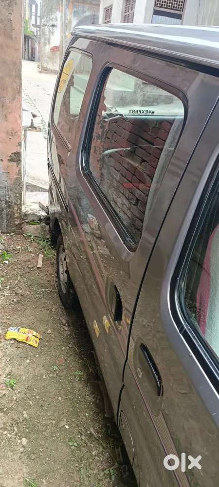 Maruti Suzuki Eeco 2017