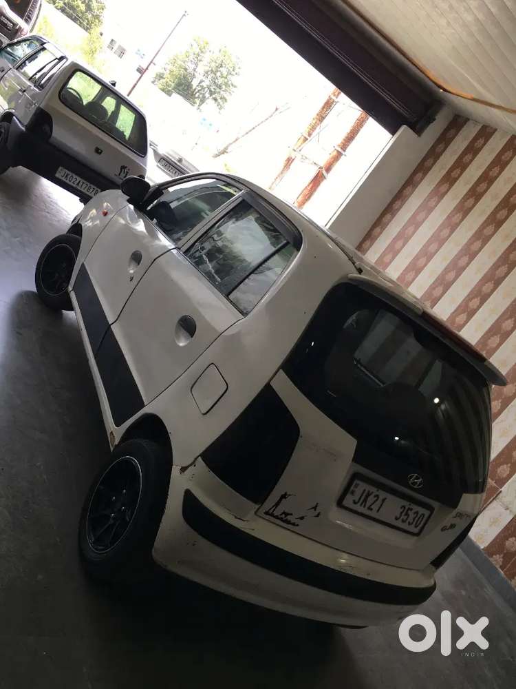Hyundai New Santro 2011