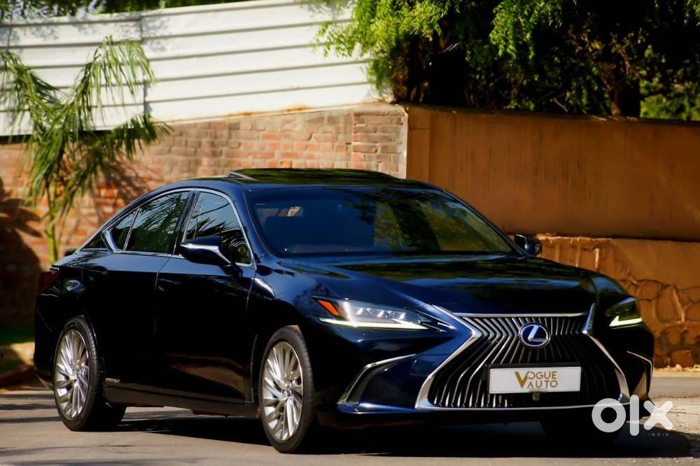 Lexus Es 300h Luxury, 2020, Cng & Hybrids