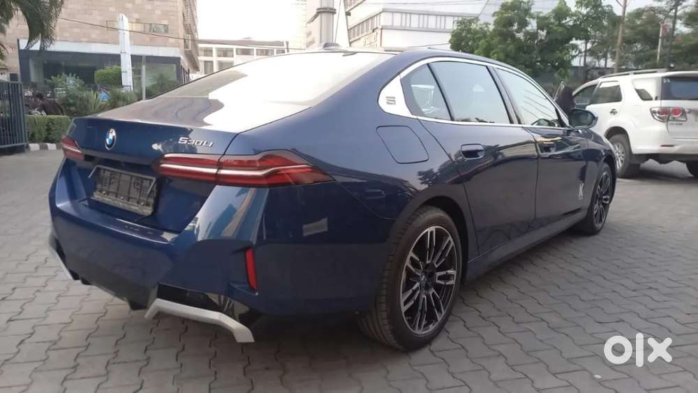 Bmw 5 Series, 2026, Petrol
