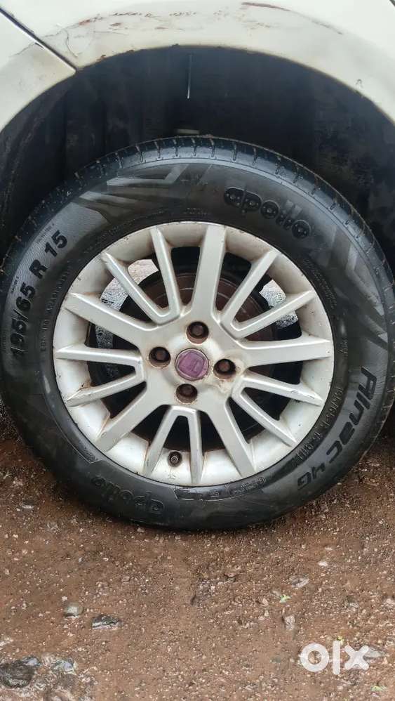 Fiat Linea Emotion 2009 Diesel Car