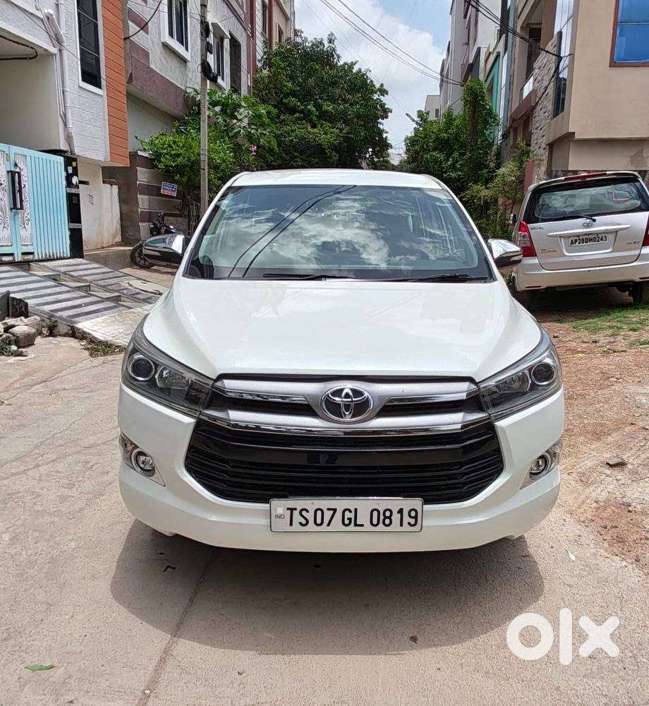 Toyota Innova Crysta 2.8z Automatic, 2018, Diesel