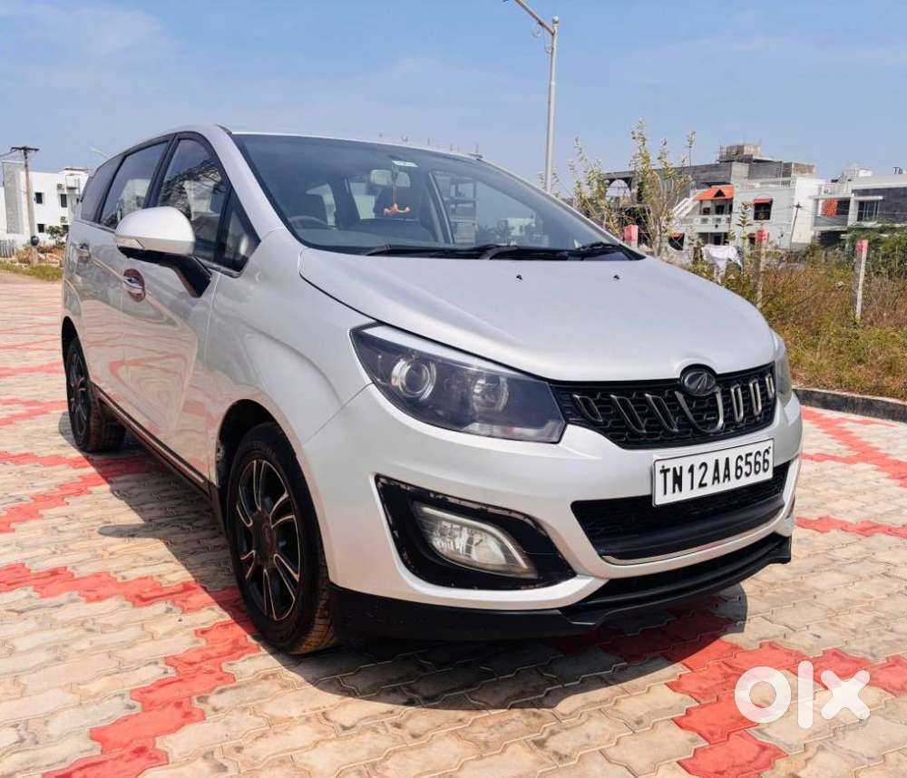 Mahindra Marazzo, 2018, Diesel