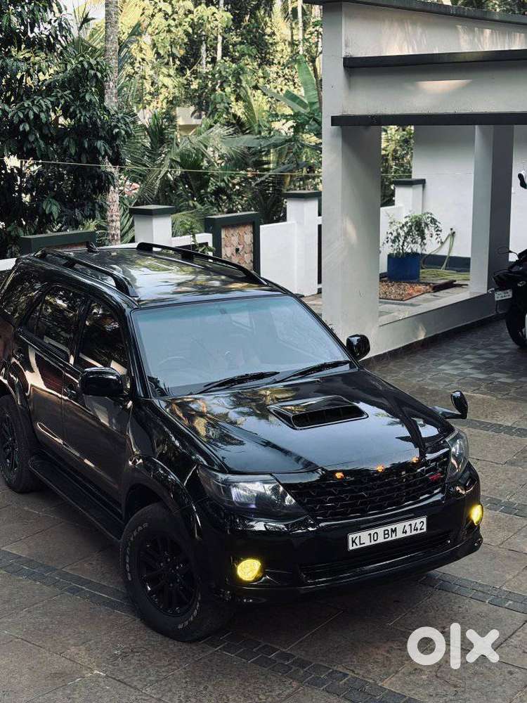 Toyota Fortuner 3.0 4x4 Manual, 2012, Diesel