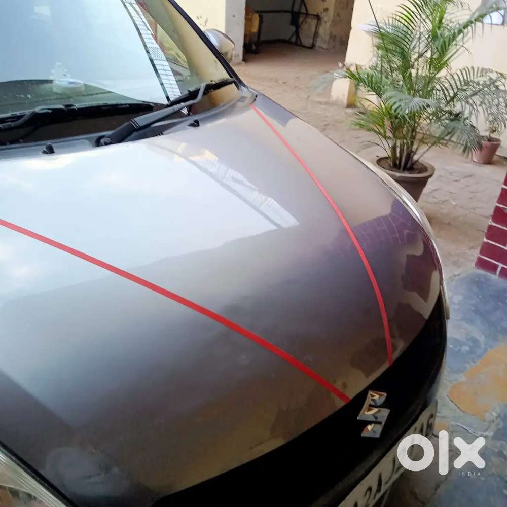 Swift Vxi 2015 Up12 Petrol 81000 Km Driven