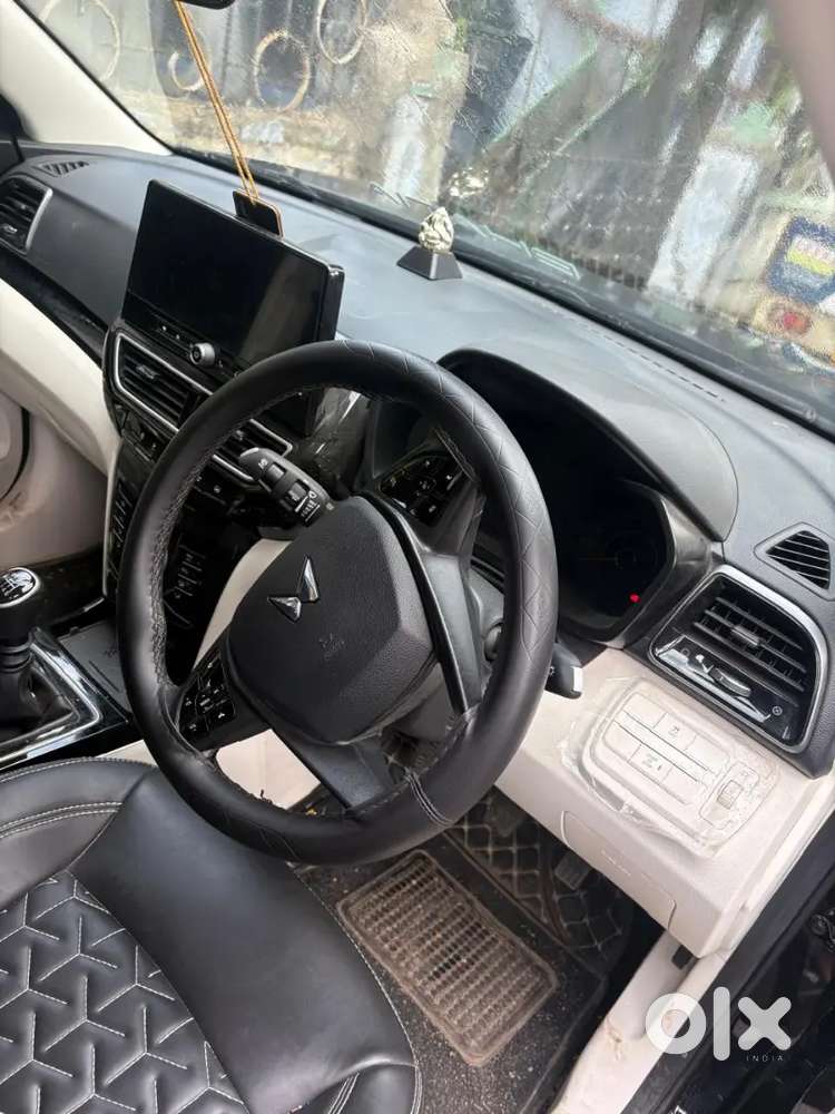 Mahindra Xuv 3xo Petrol 2024 Second Owner