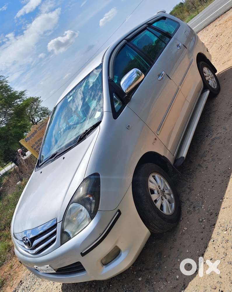Toyota Innova 2.5 Vx 8 Str, 2011, Diesel