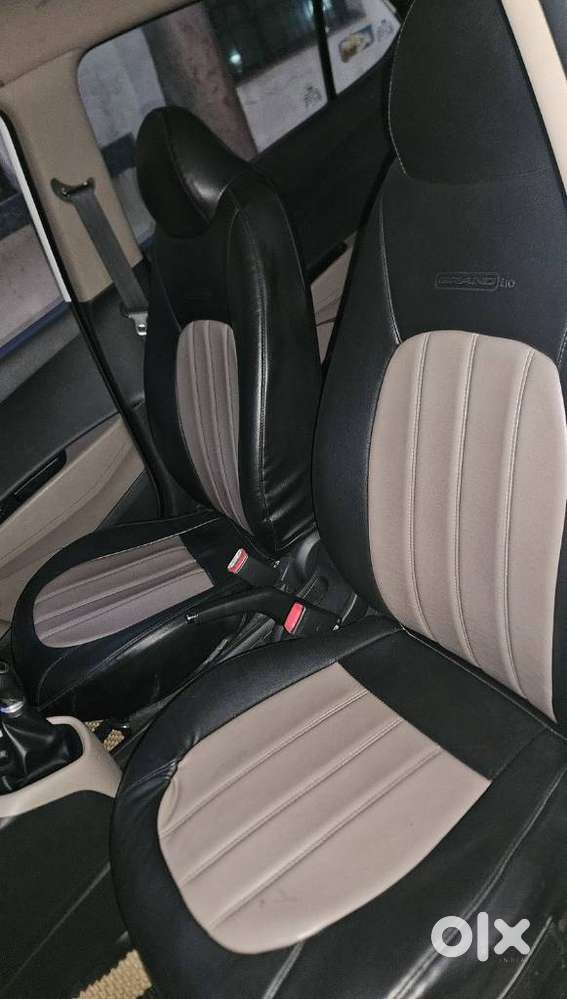 Hyundai Grand I10 Sportz, 2017, Petrol