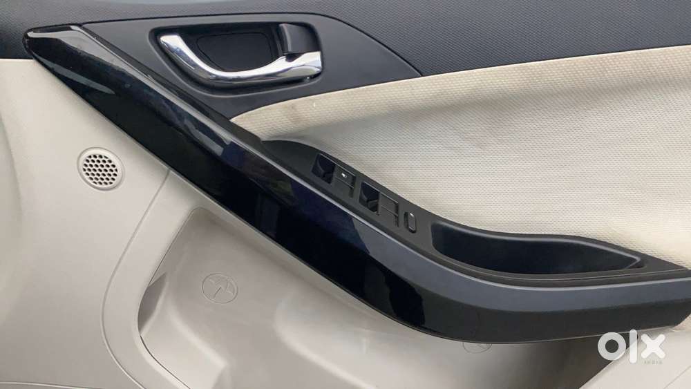 Tata Nexon 1.2 Revotron Xza Plus, 2020, Petrol