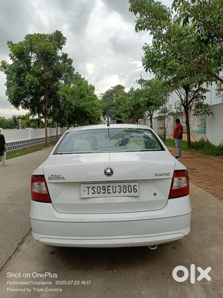 Skoda Rapid 1.6 Ambition Plus Tdi At, 2017, Diesel