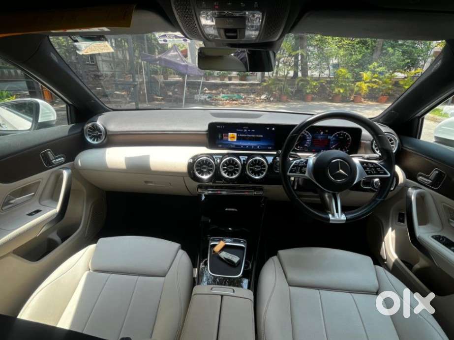 Mercedes-benz A-class Limousine 200, 2024, Petrol