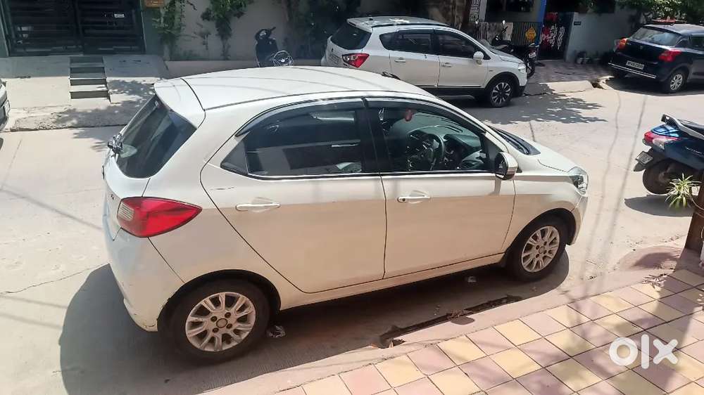 Tata Tiago 2017 Petrol Well Maintained