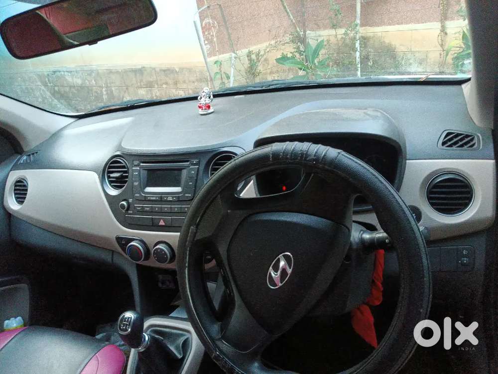 Hyundai Grand I10 2014 Petrol 88000 Km Driven Sports..