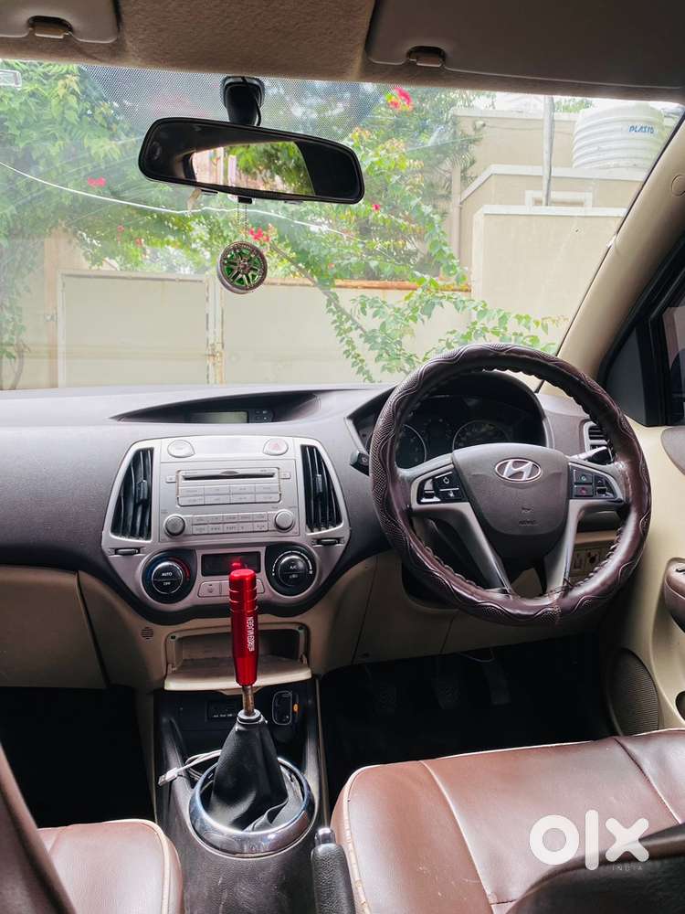 Hyundai I20 Petrol Manual 2011