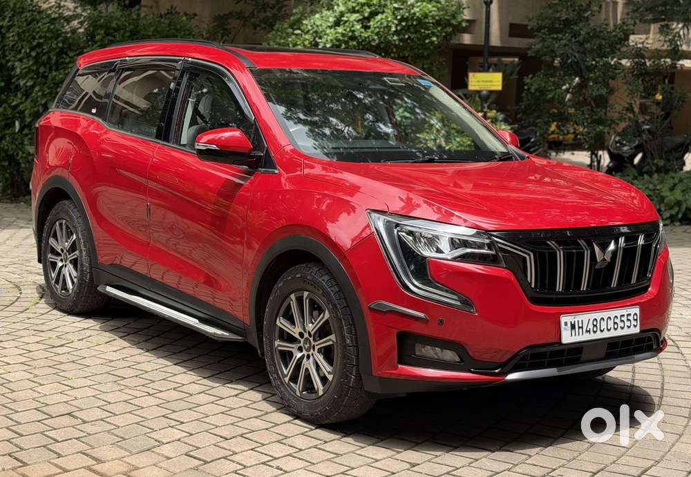 Mahindra Xuv700 2.0 Ax 7 Petrol Mt Str, 2022, Petrol