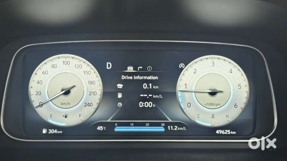 Hyundai Alcazar 2023 Diesel Well Maintained