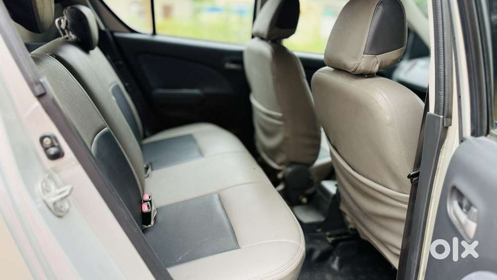 Maruti Suzuki Ritz Vxi, 2012, Petrol