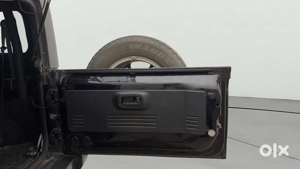 Mahindra Thar Lx Hard Top Petrol Mt 4wd, 2021, Petrol