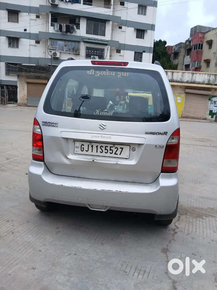 1 Rc Oner , Petrol Cng , Ac Chalu , Rc Ma Cng Entry Che ,tayar Sara