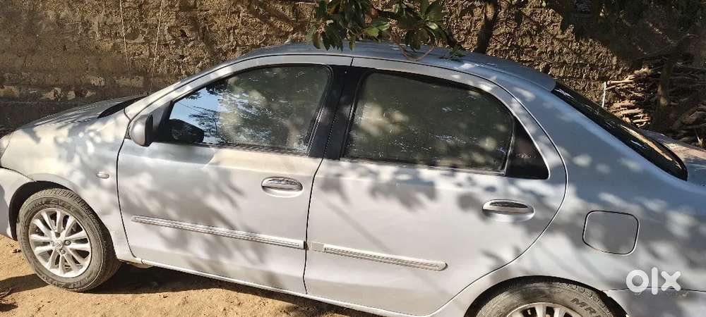 Toyota Etios Cross 2011