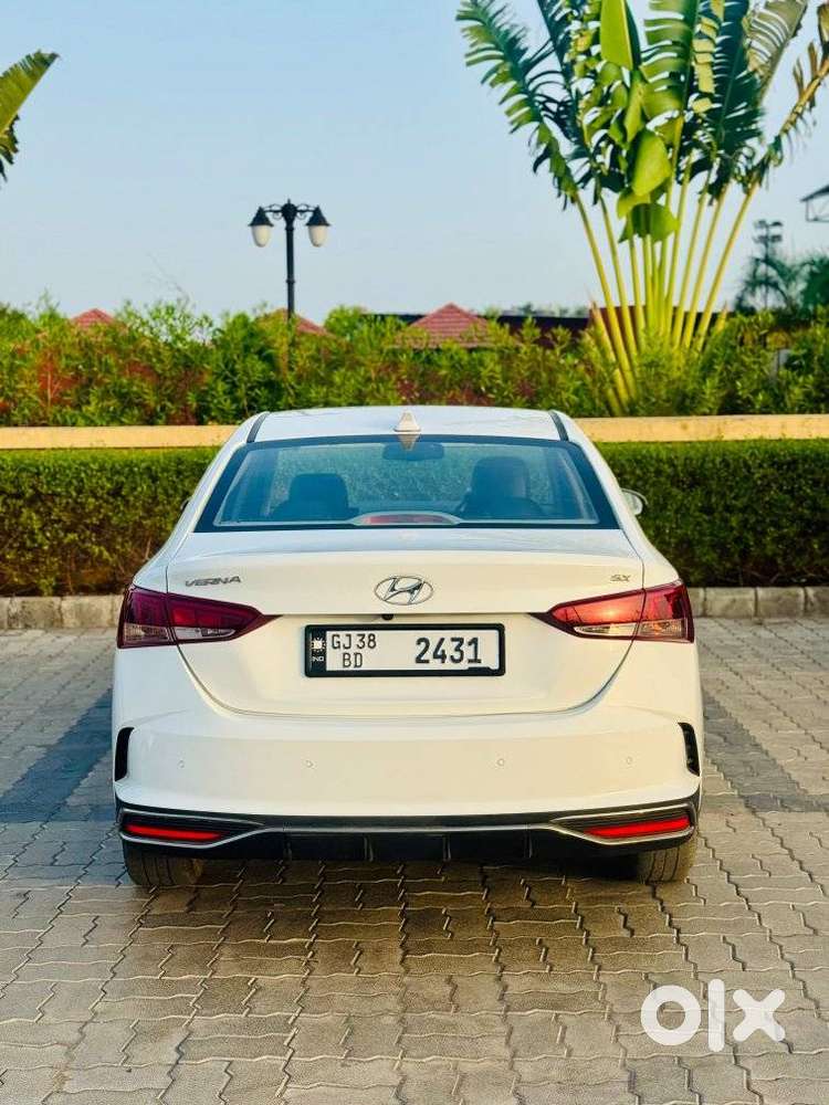 Hyundai Verna 1.5 Sx Diesel Mt, 2022, Diesel