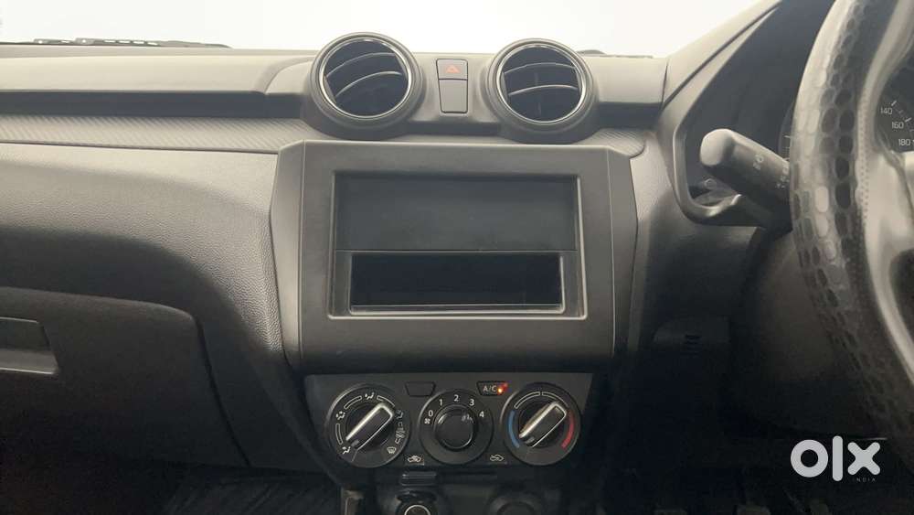 Maruti Suzuki Swift 1.3 Lxi, 2023, Petrol