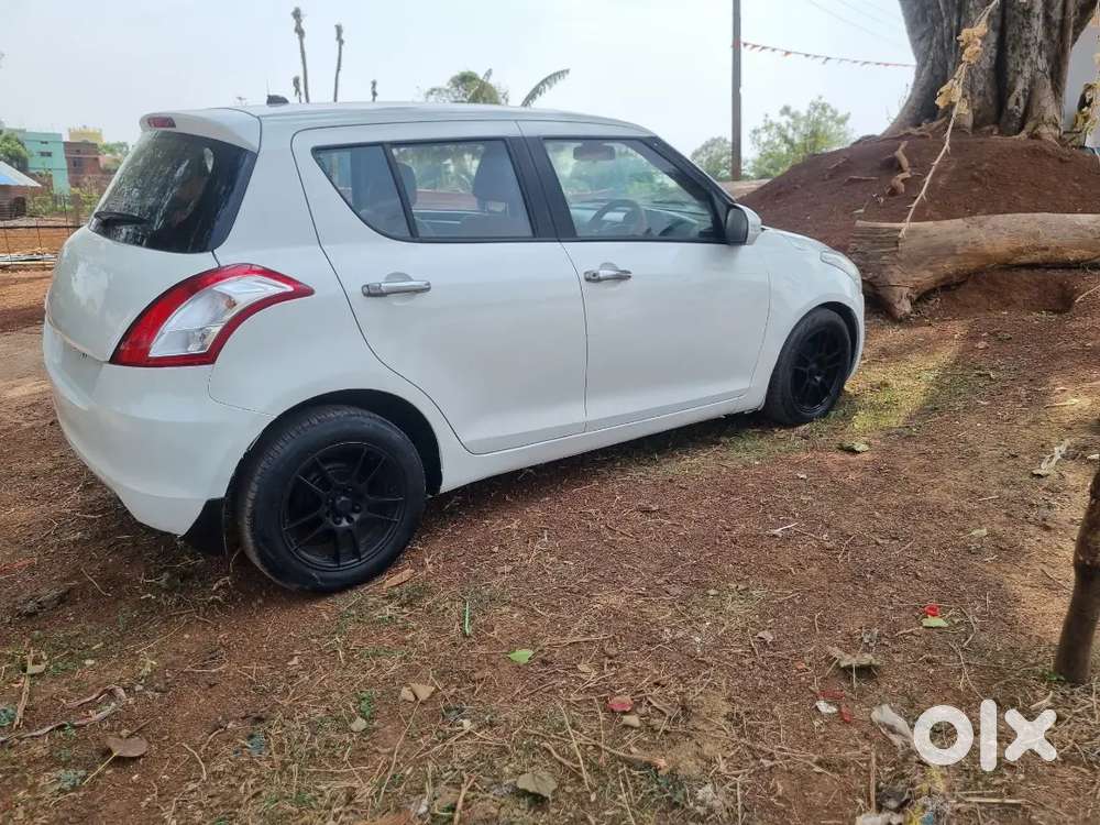 Maruti Suzuki Swift 2014 Petrol 79205 Km Driven