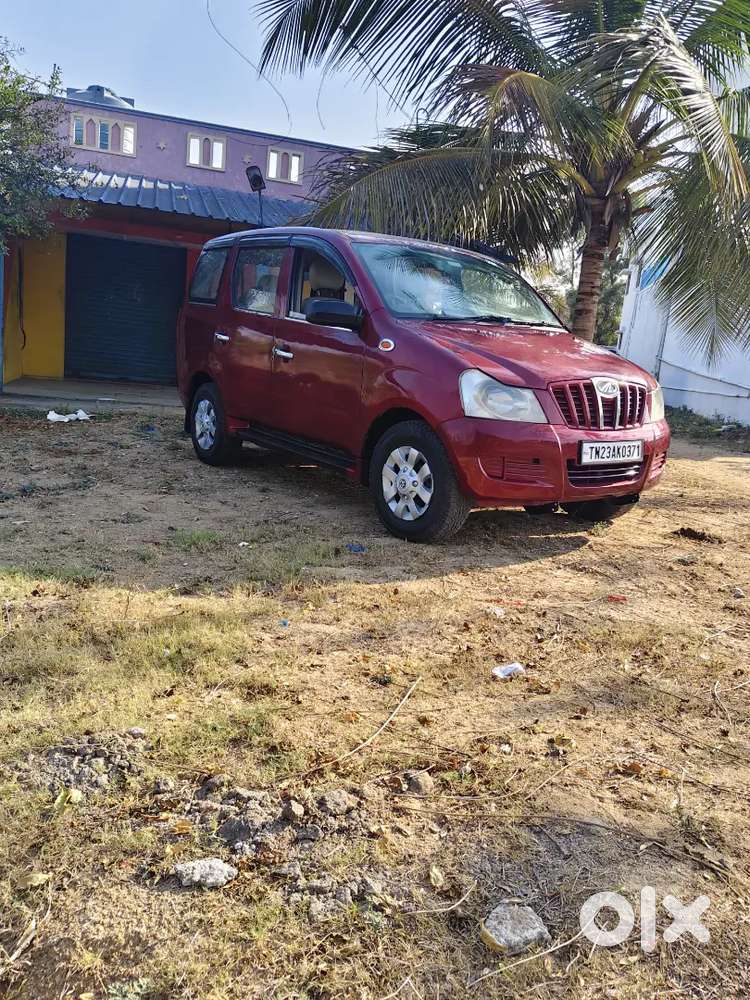 Mahindra Xylo 2010