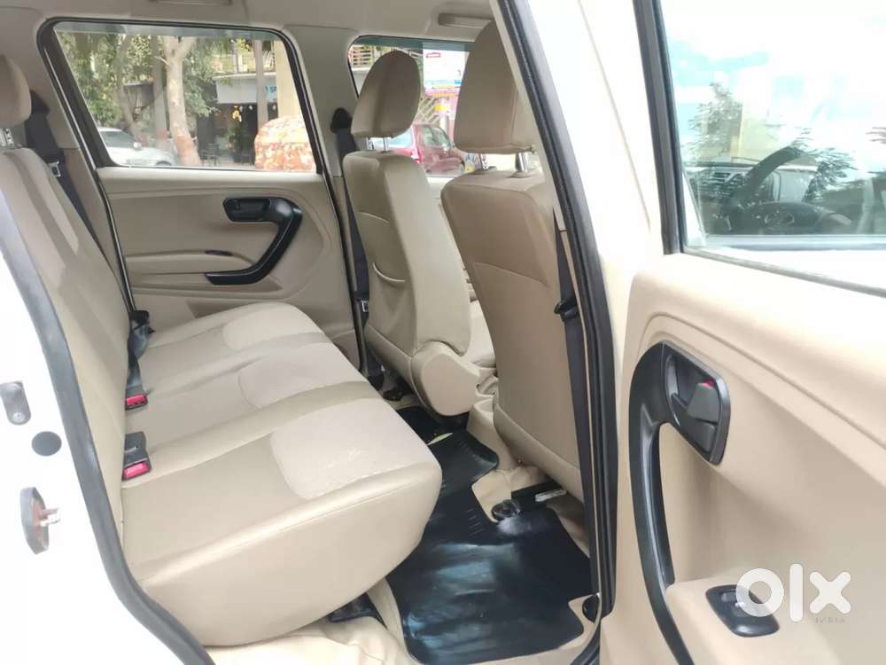 Mahindra Tuv 300 T6 Plus, 2017, Diesel
