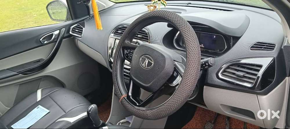 Tata Tiago Xz+