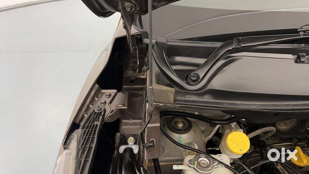 Nissan Magnite 1.0 Xv, 2023, Petrol