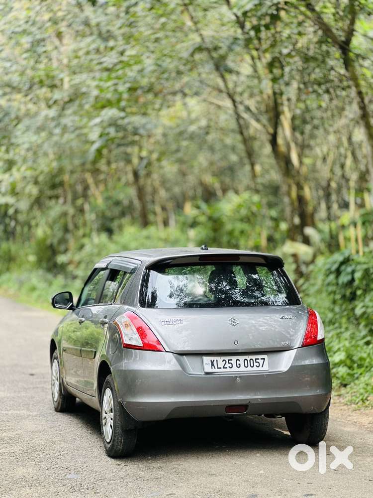 Maruti Suzuki Swift Vxi + Manual, 2014, Petrol