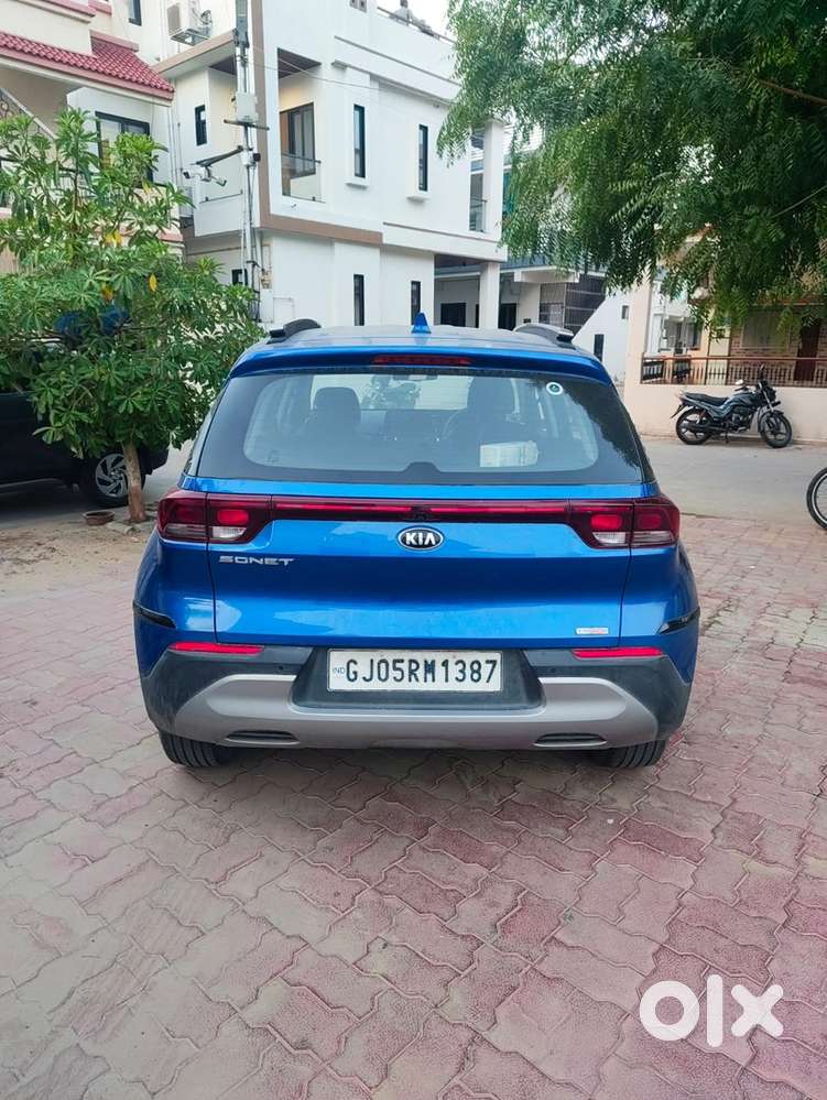 Kia Sonet Petrol 2021