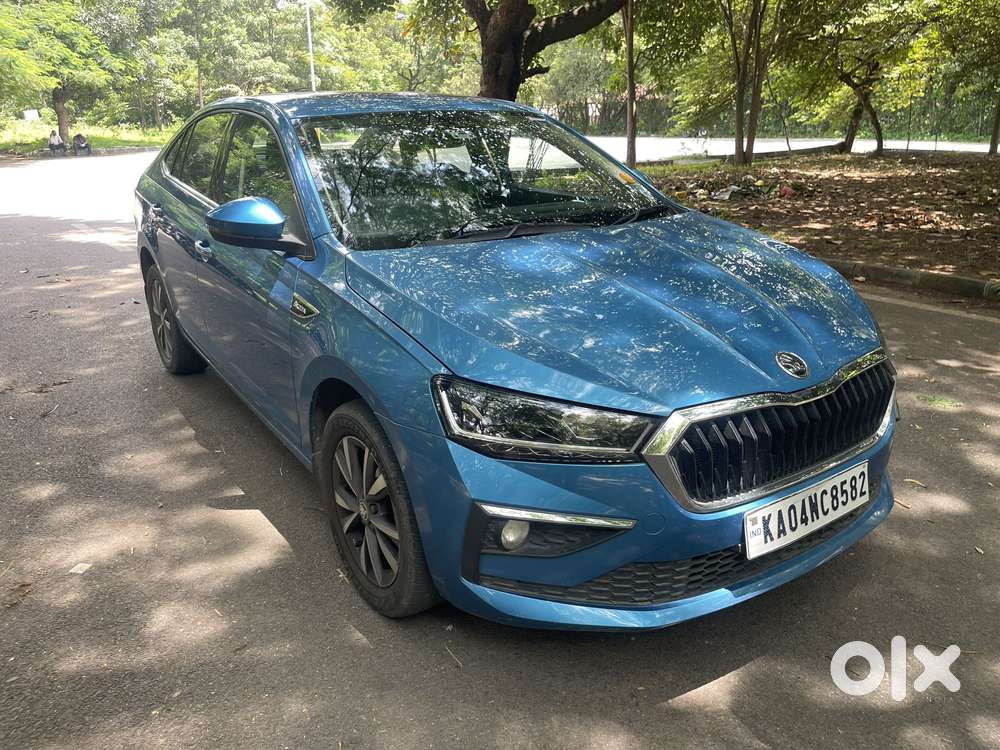 Skoda Slavia 1.0 Tsi Style At, 2023, Petrol