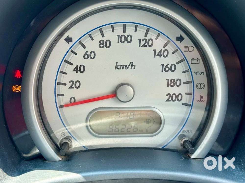 Maruti Suzuki Ritz Zxi, 2011, Petrol