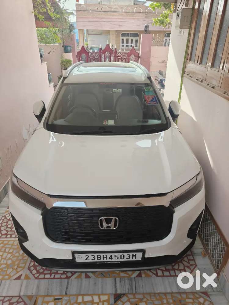 Vx Cvt Honda Elevate