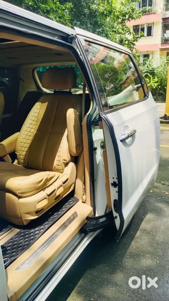 Kia Carnival Limousine Plus 7 Str, 2022, Diesel