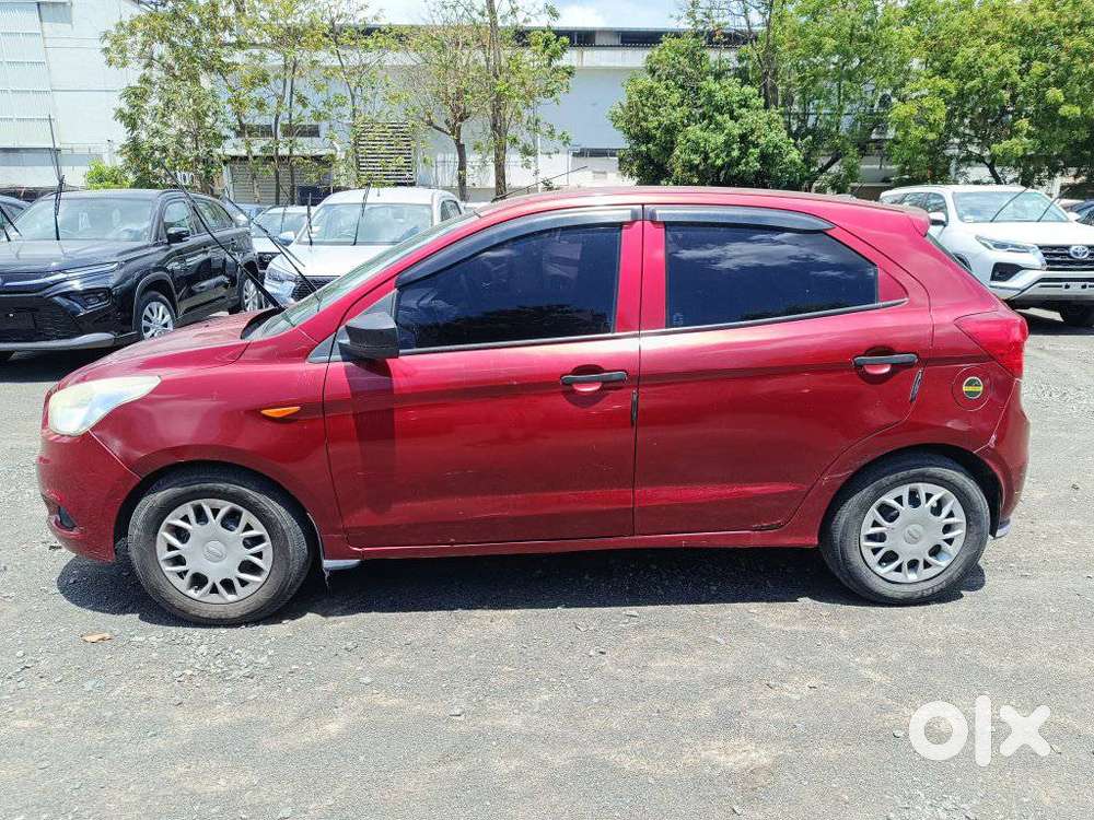 Ford Figo, 2016, Petrol