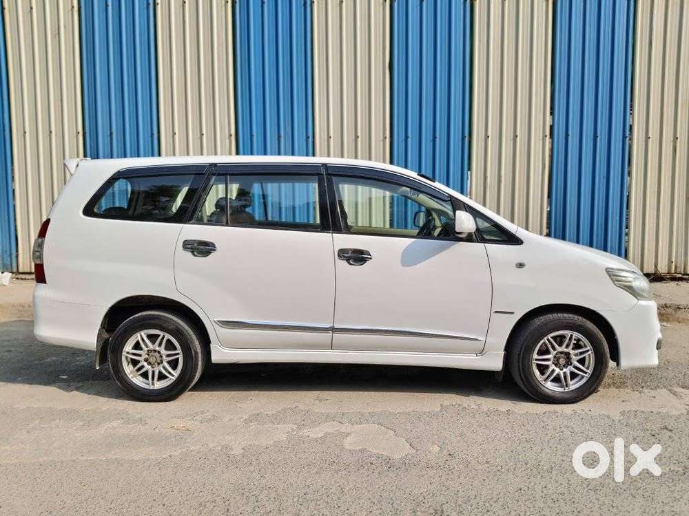 Toyota Innova [2013-2016] 2.5 G4 8 Str, 2014, Diesel