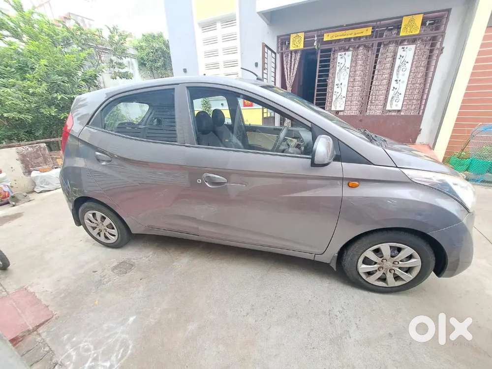 Hyundai Eon 0.8 Sportz 2012 Model