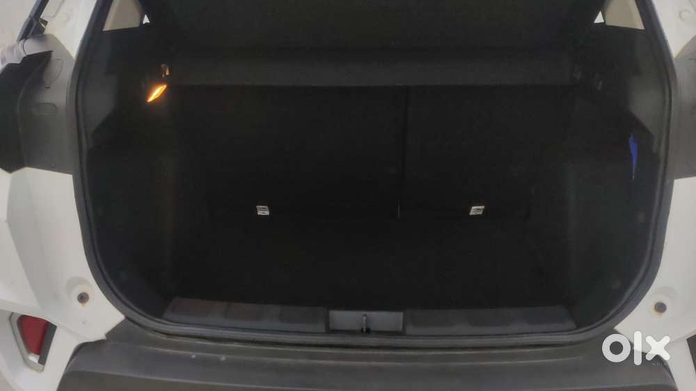 Tata Nexon 1.2 Revotron Xza Plus, 2022, Petrol