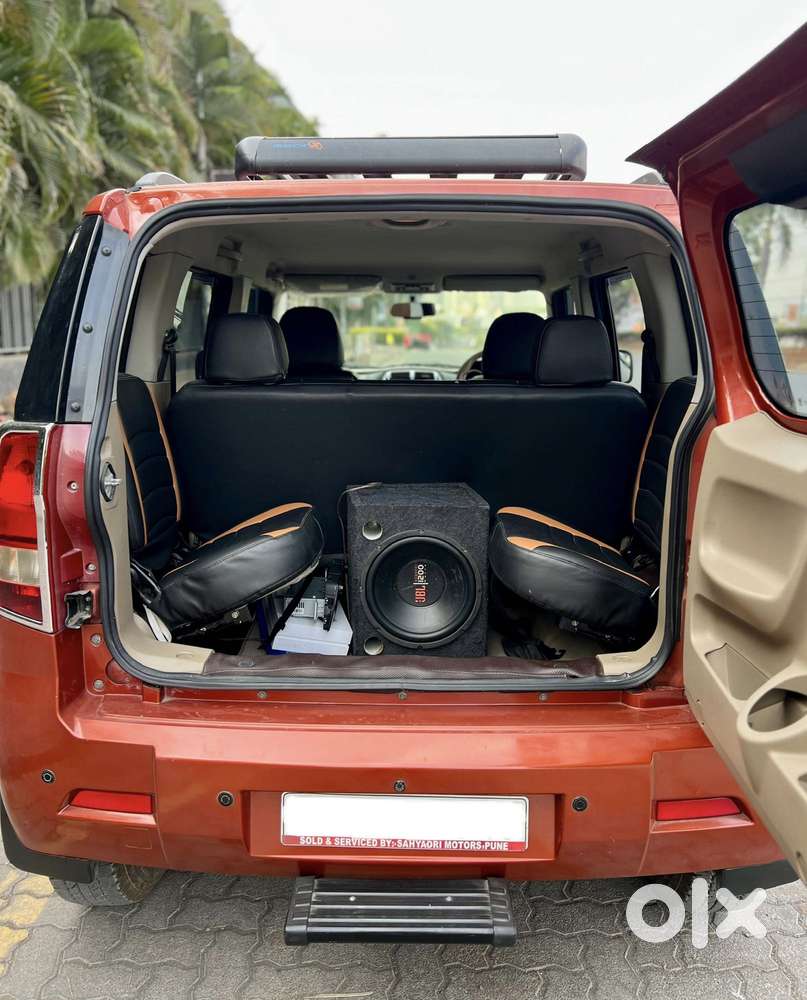 Mahindra Tuv 300 Mhawk100 T8 Dual Tone, 2017, Diesel