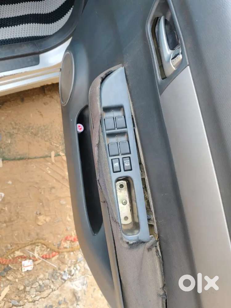 Maruti Suzuki Swift 2010 Diesel 95800 Km Driven