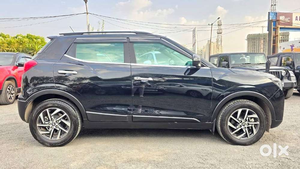 Mahindra Xuv300 W8 (o) 1.5 Diesel Amt, 2024, Diesel