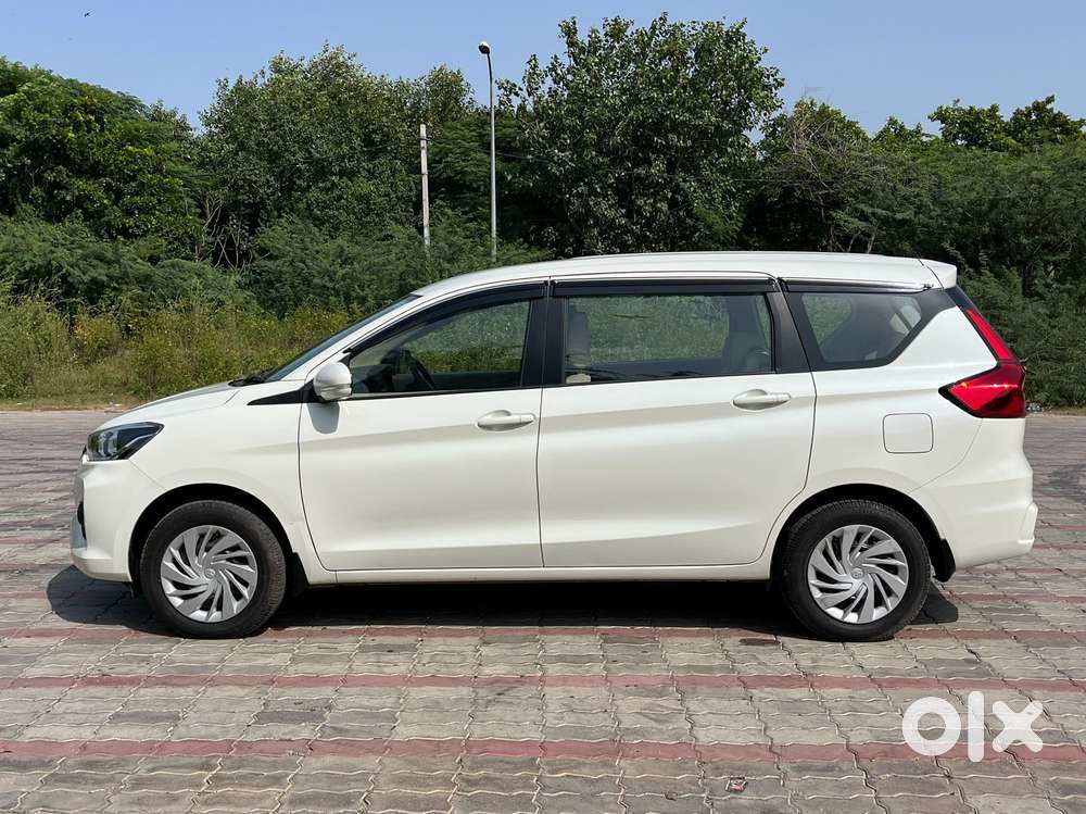 Maruti Suzuki Ertiga Vxi At Petrol, 2025, Petrol